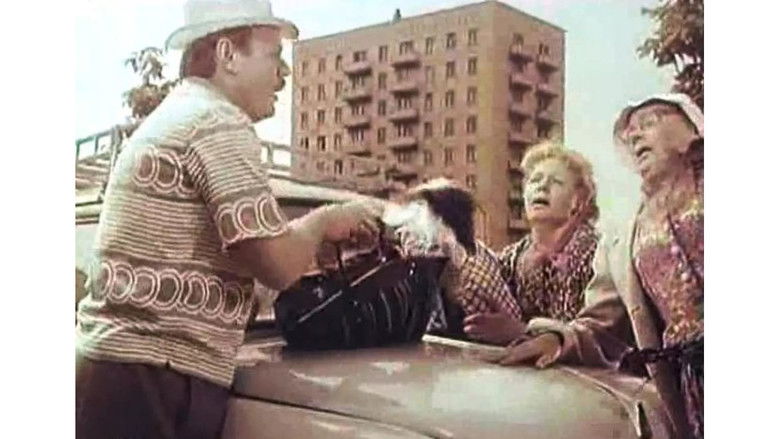 кадр из фильма Пока гром не грянет