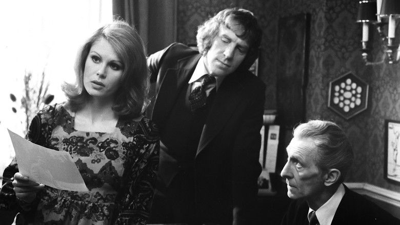 кадр из фильма Сатанинские обряды Дракулы