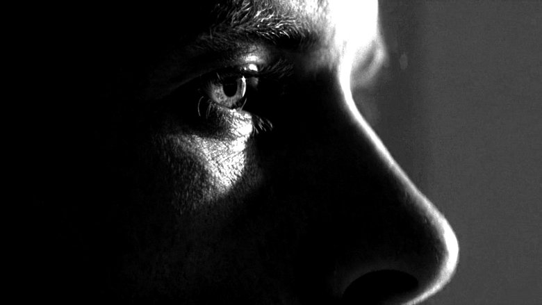 кадр из фильма Мементо