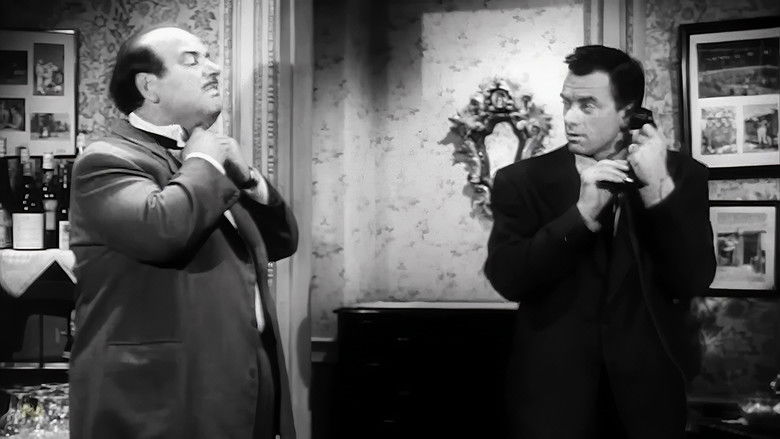 кадр из фильма The Glass Cage