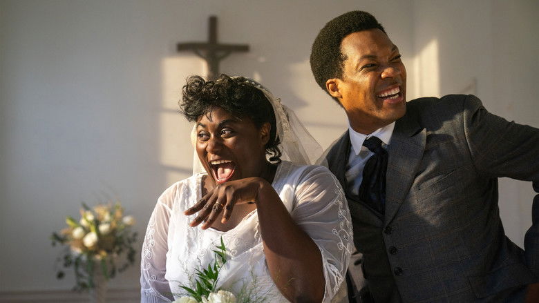 кадр из фильма Цвет пурпурный