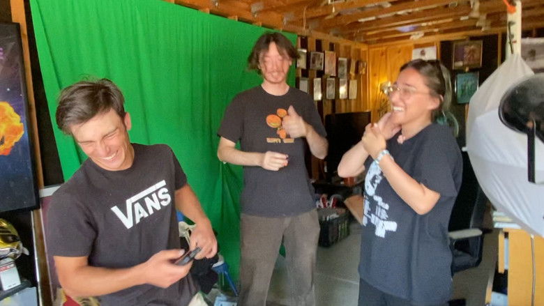 кадр из фильма Dumb Warfare: End of the Road