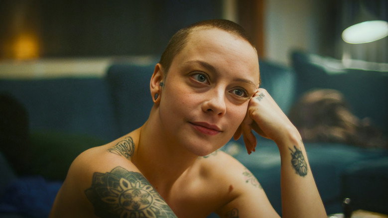 кадр из фильма Truly Naked