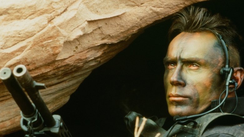 кадр из фильма Наемник