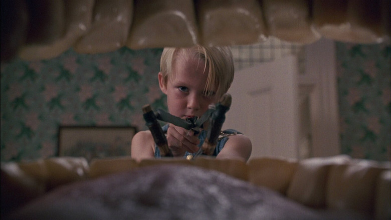 кадр из фильма Дэннис-мучитель