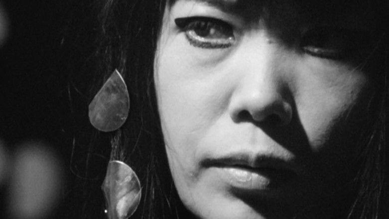 кадр из фильма Кусама: Бесконечные миры