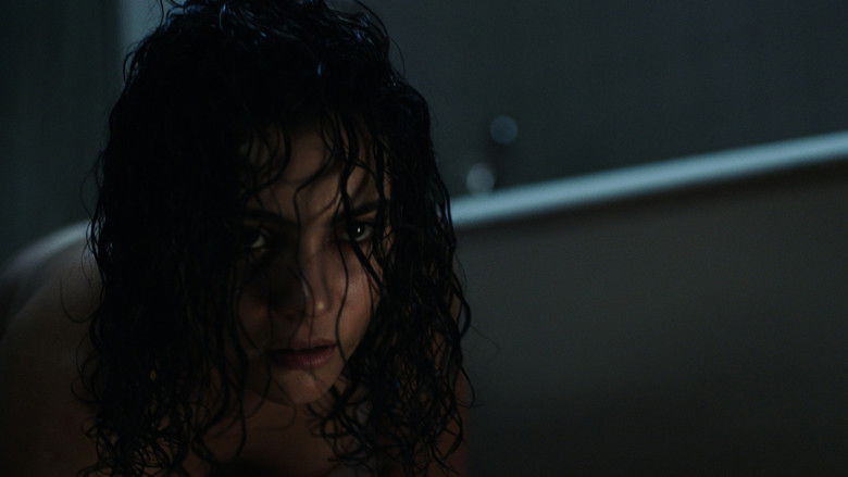 кадр из фильма Свободное падение