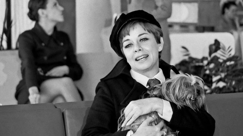 кадр из фильма Ένας Τρελλός Γλεντζές