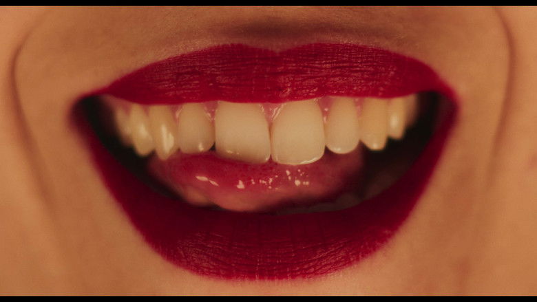 кадр из фильма Rouge