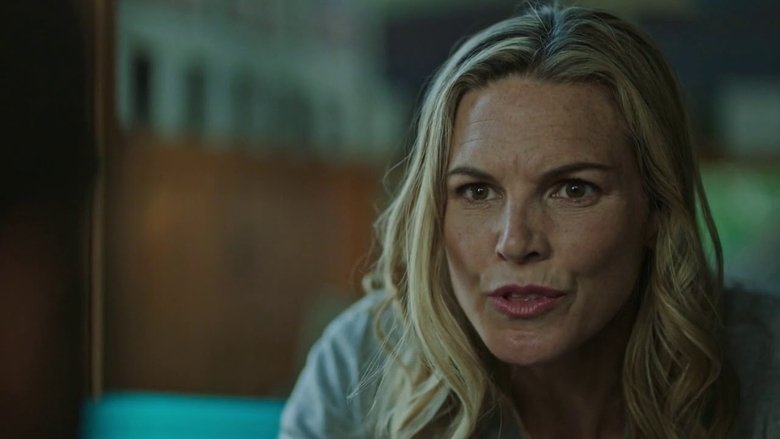 кадр из фильма Тайны в маленьком городке