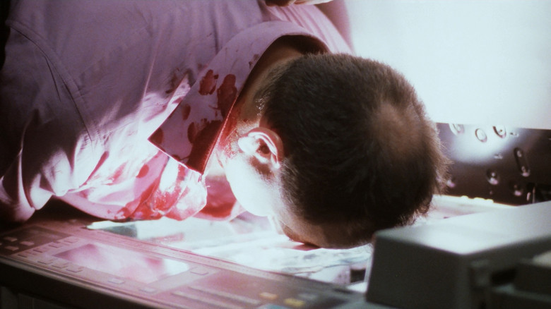 кадр из фильма Psycho Cop Returns