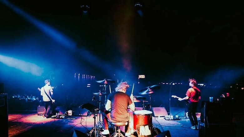 кадр из фильма Metz - La Route du Rock 2024