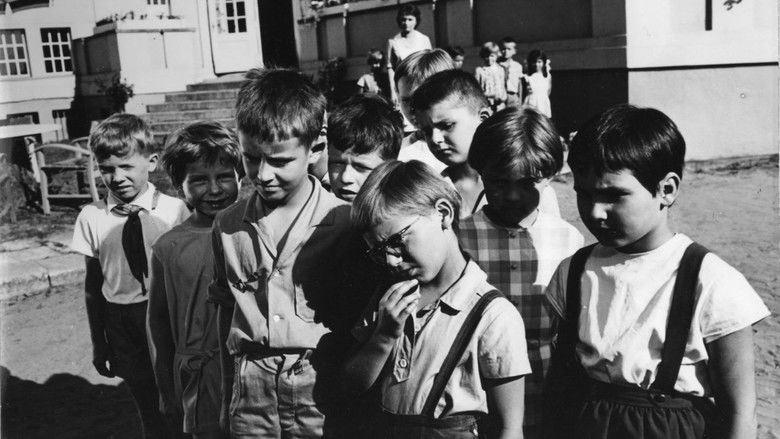 кадр из фильма Die Suche nach dem wunderbunten Vögelchen