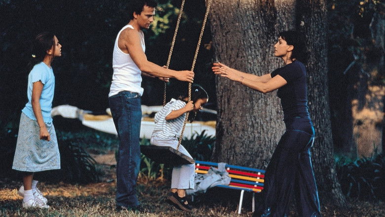 кадр из фильма Borderline