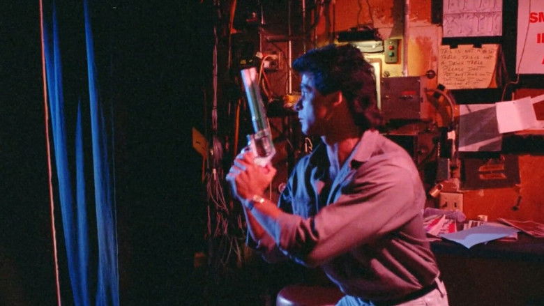 кадр из фильма Пушки