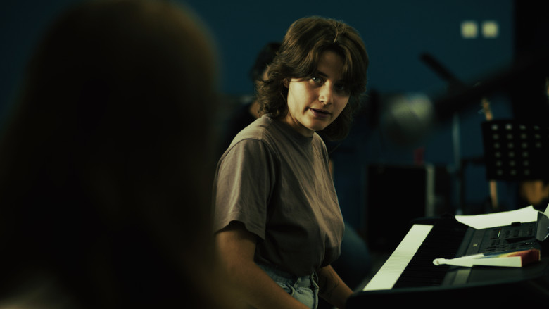 кадр из фильма Notre Enfance