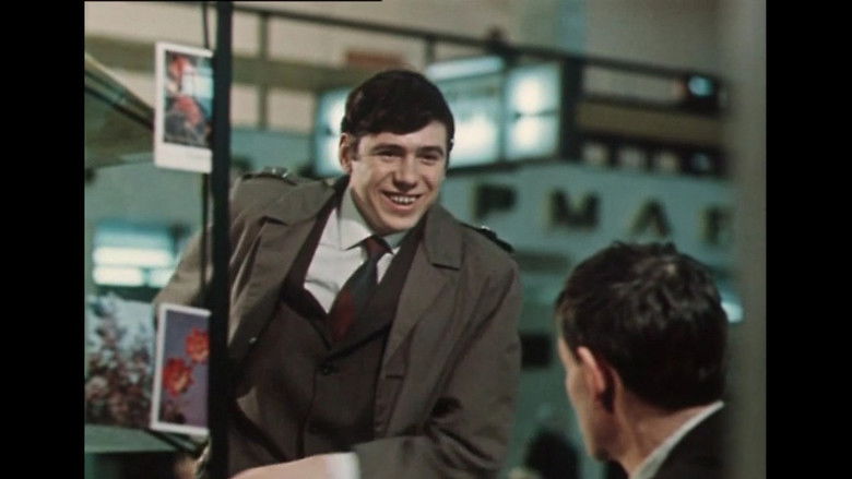 кадр из фильма Вылет задерживается