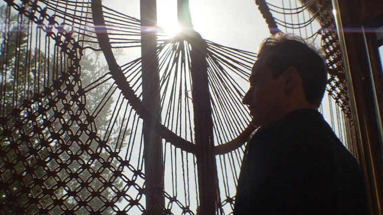 кадр из фильма The Summer House