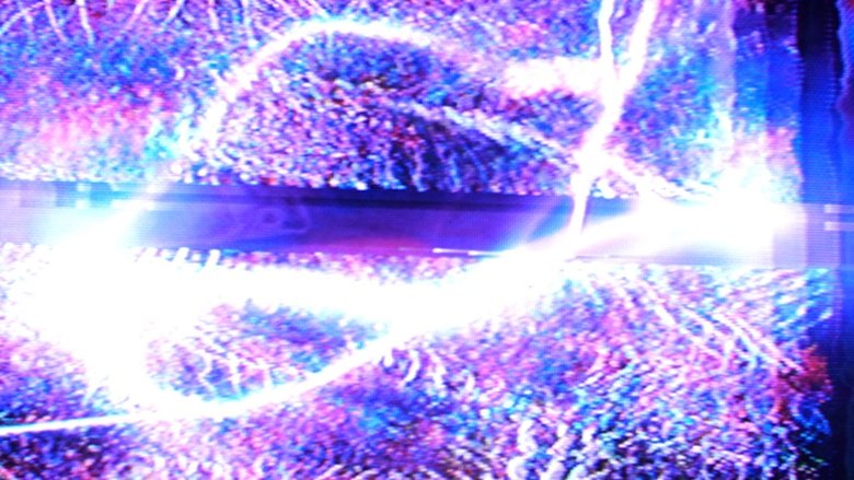 кадр из фильма BALL LIGHTNING