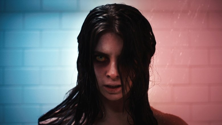 кадр из фильма Выпусти её