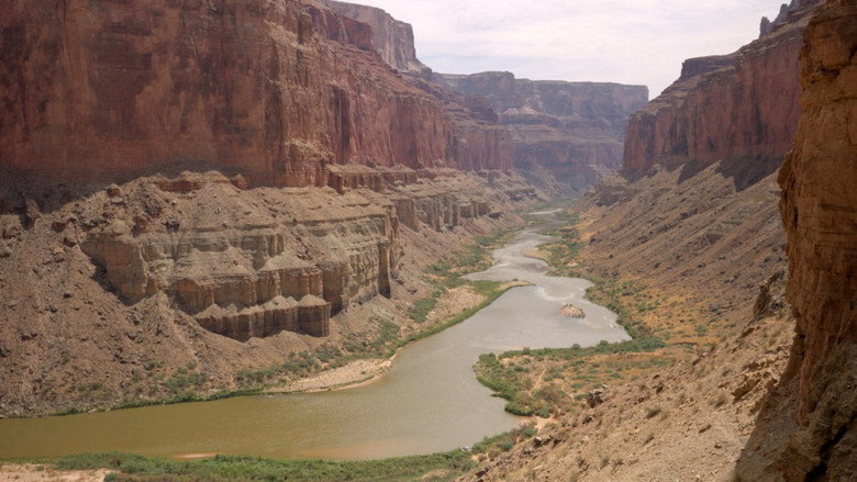 кадр из фильма Grand Canyon - Un voyage au centre de la Terre