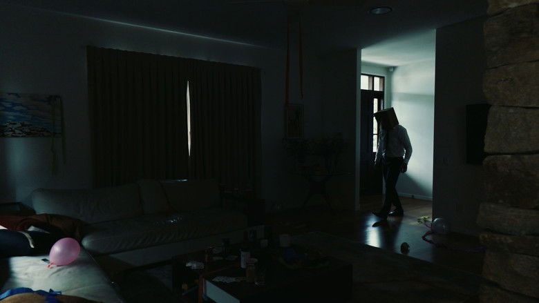 кадр из фильма LATE