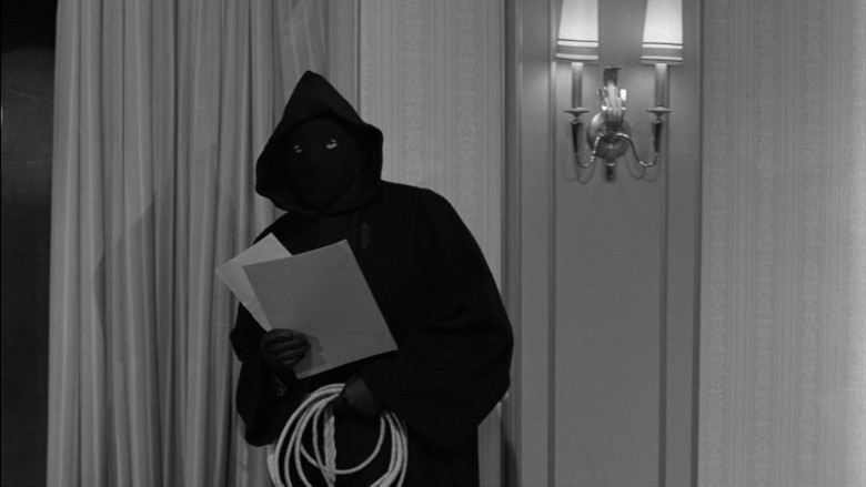 кадр из фильма Der unheimliche Mönch