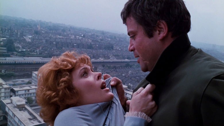 кадр из фильма Sitting Target