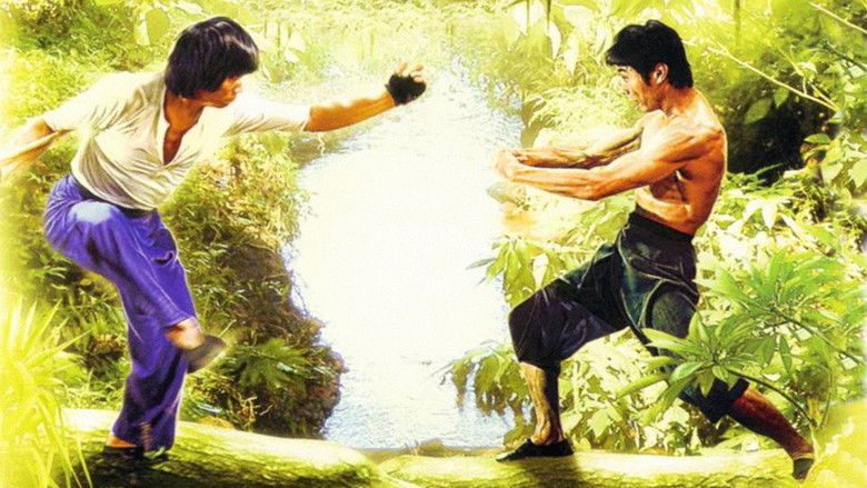кадр из фильма Боец в стиле обезьяны