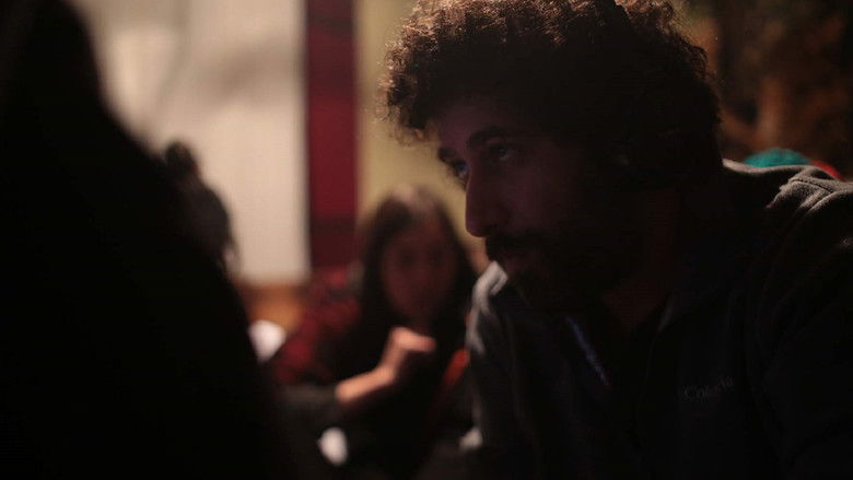 кадр из фильма Üç Harflilerin Musallat Olduğu Büyülü Konakta Ruh Çağıran Gençlerin Hazin Hikayesi