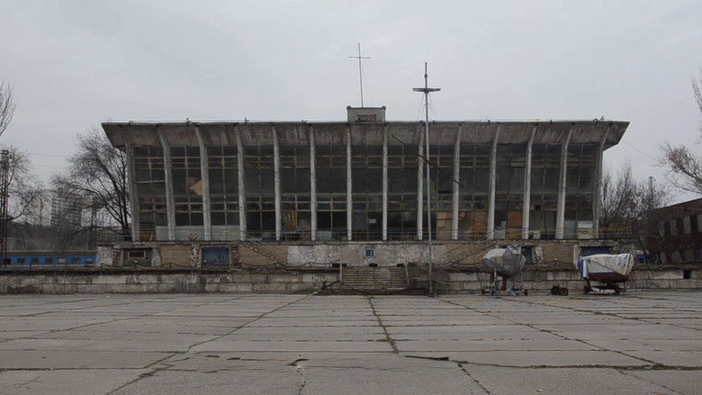 кадр из фильма Я и Мариуполь