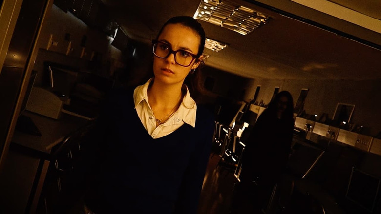 кадр из фильма La Maestra