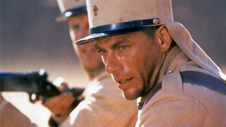 кадр из фильма Легионер