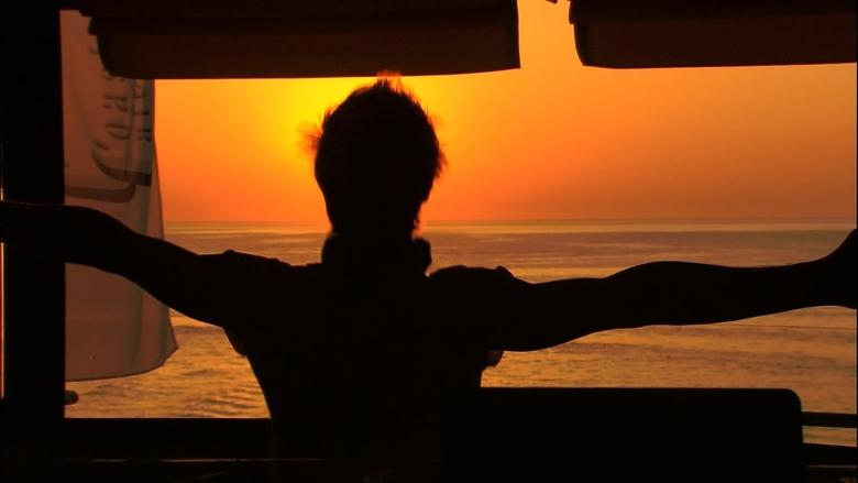 кадр из фильма Глухой пролёт