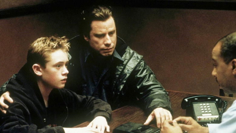 кадр из фильма Скрытая угроза