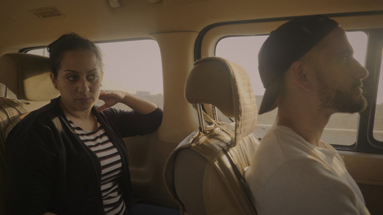 кадр из фильма Les poussières de Daech