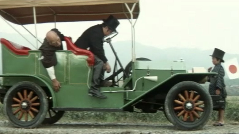 кадр из фильма シルクハットの大親分　ちょび髭の熊