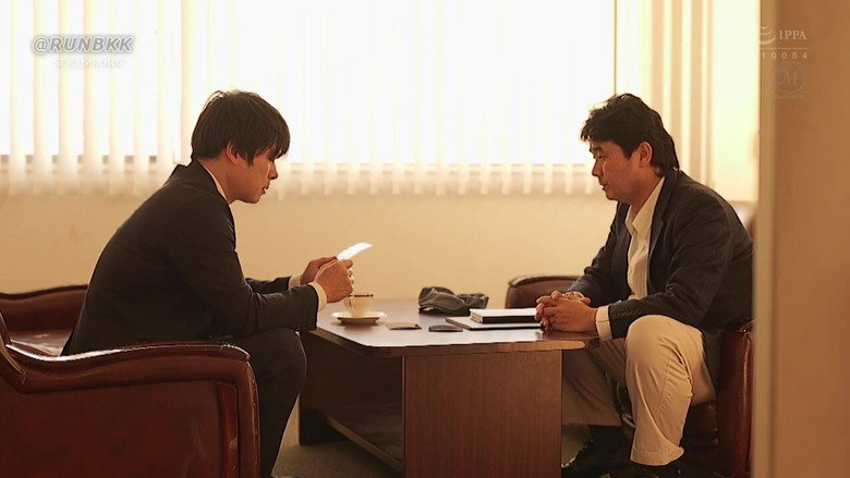 кадр из фильма JUQ-757結婚3年目、最近朝帰り(浮気…？)の多い最愛の妻に嫉妬の上書き中出しSEX