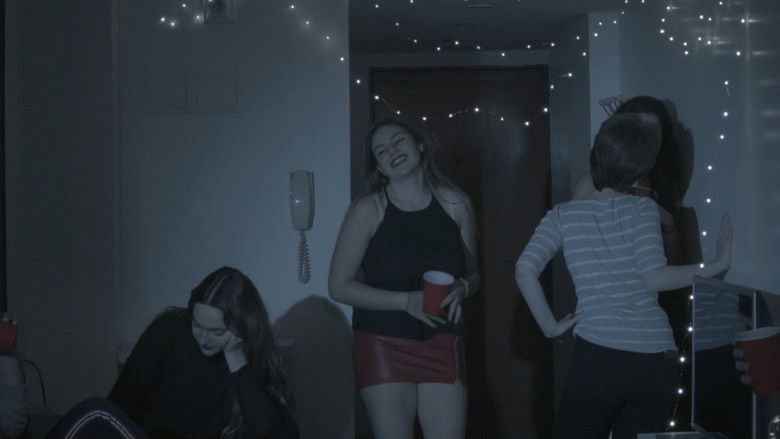 кадр из фильма Lo bueno es que de amor nadie se muere