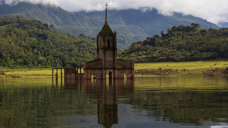 кадр из фильма Casas muertas