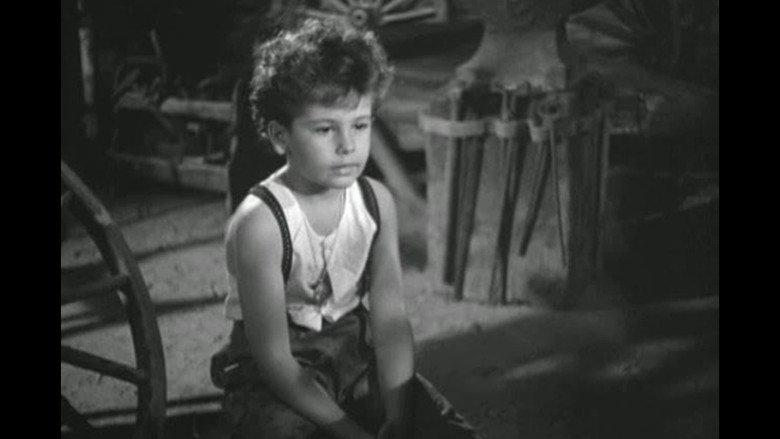 кадр из фильма Юные годы