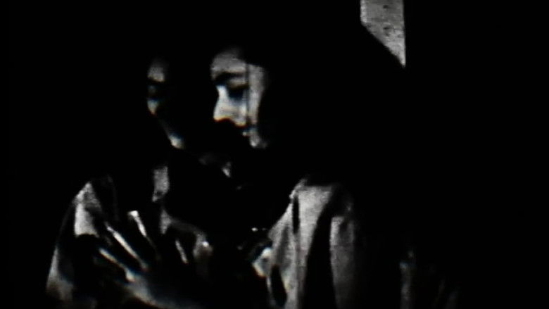 кадр из фильма OPERA MORTEM