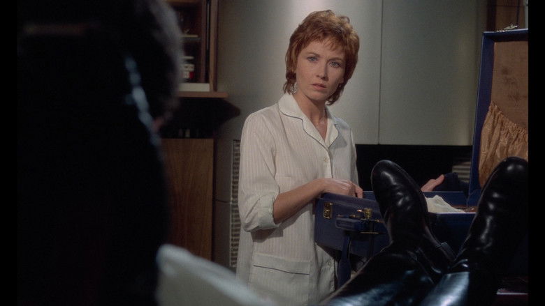 кадр из фильма Сумасшедшую – убить