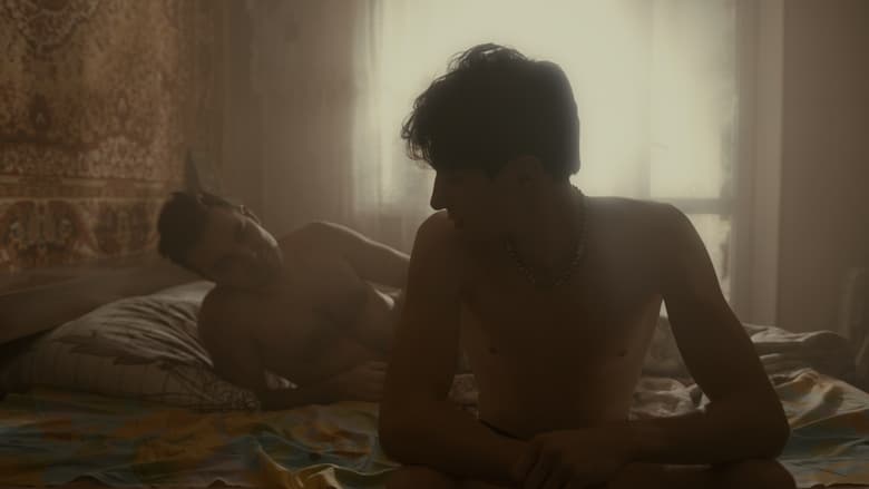 кадр из фильма Надто Близько