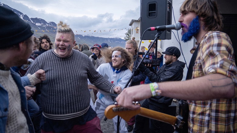 кадр из фильма Islandia