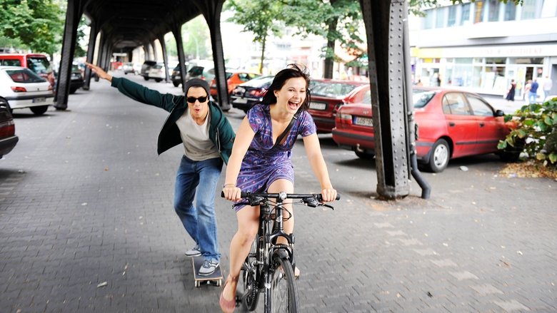 кадр из фильма Фанатки на завтрак не остаются