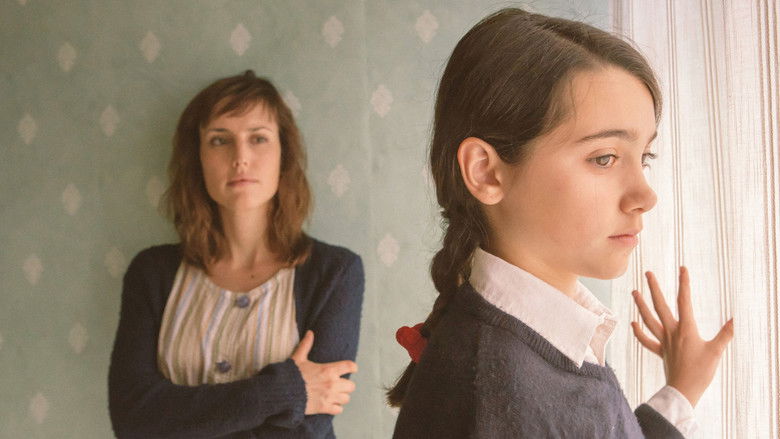 кадр из фильма Las niñas