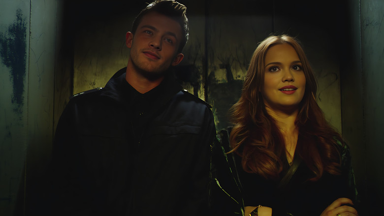 кадр из фильма Высшее общество