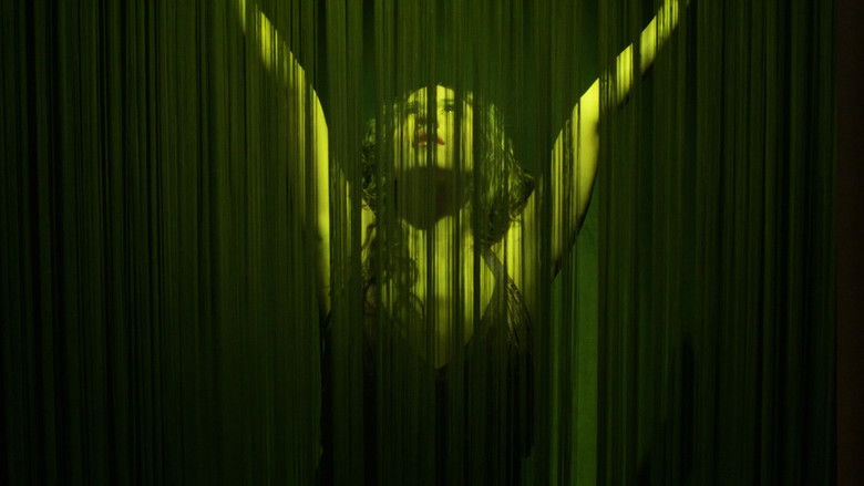 кадр из фильма Rosie