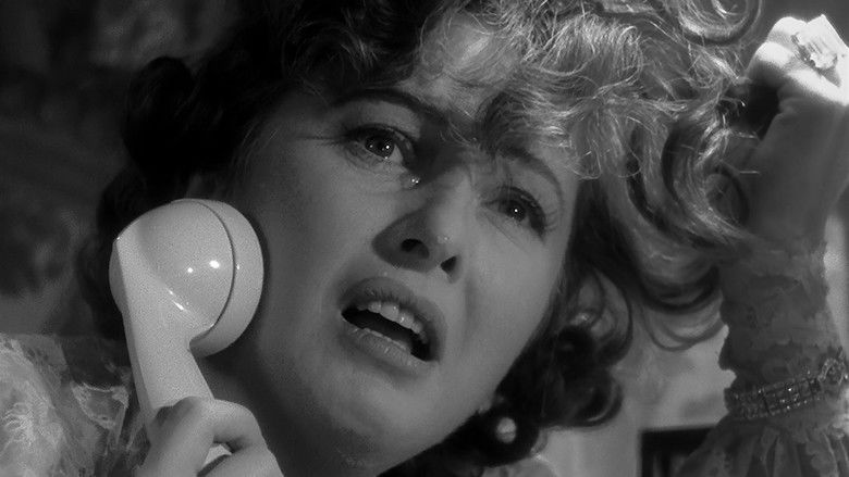 кадр из фильма Извините, ошиблись номером